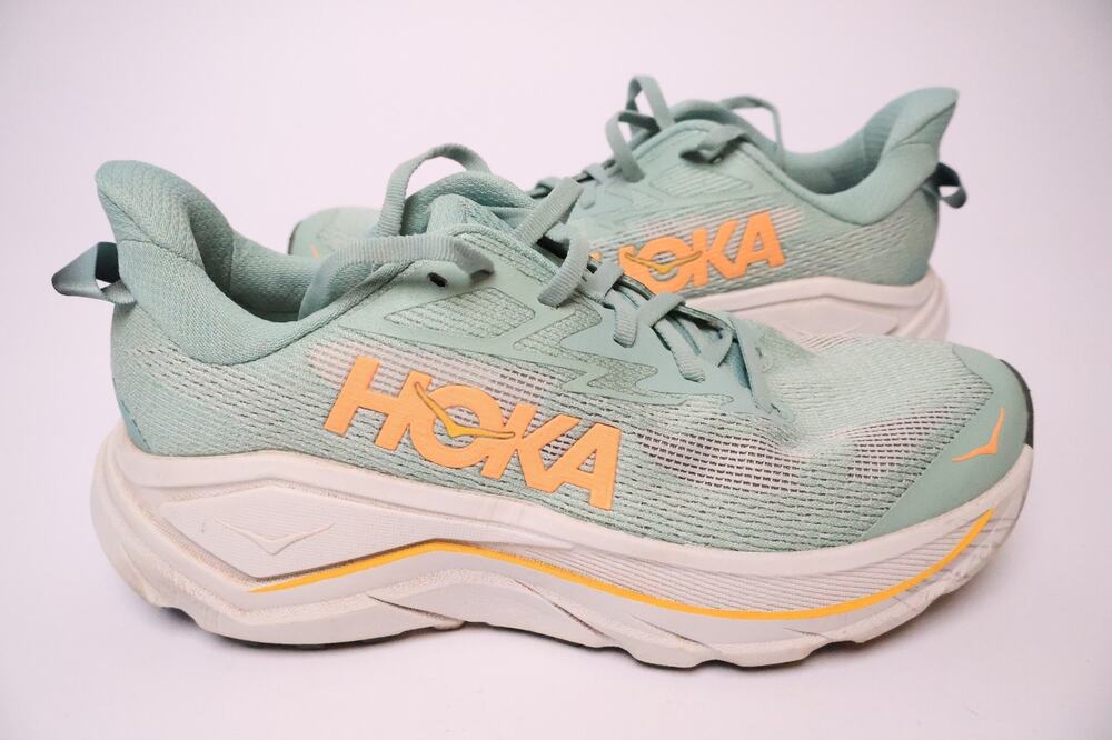 HOKA Challenger 8 Womens US 8.5 B Trail Running Shoes Jade Cosmic Grey #166
